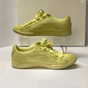 Puma Ribbon Sneakers